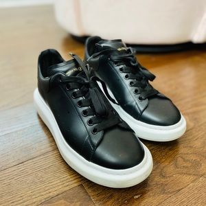 Alexander McQueen Sneakers